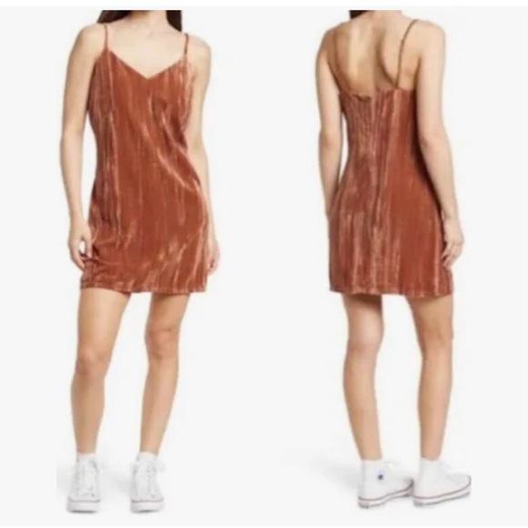 Elodie Velvet V-Neck Spaghetti Strap Cami Mini Dress Size S - Picture 4 of 12